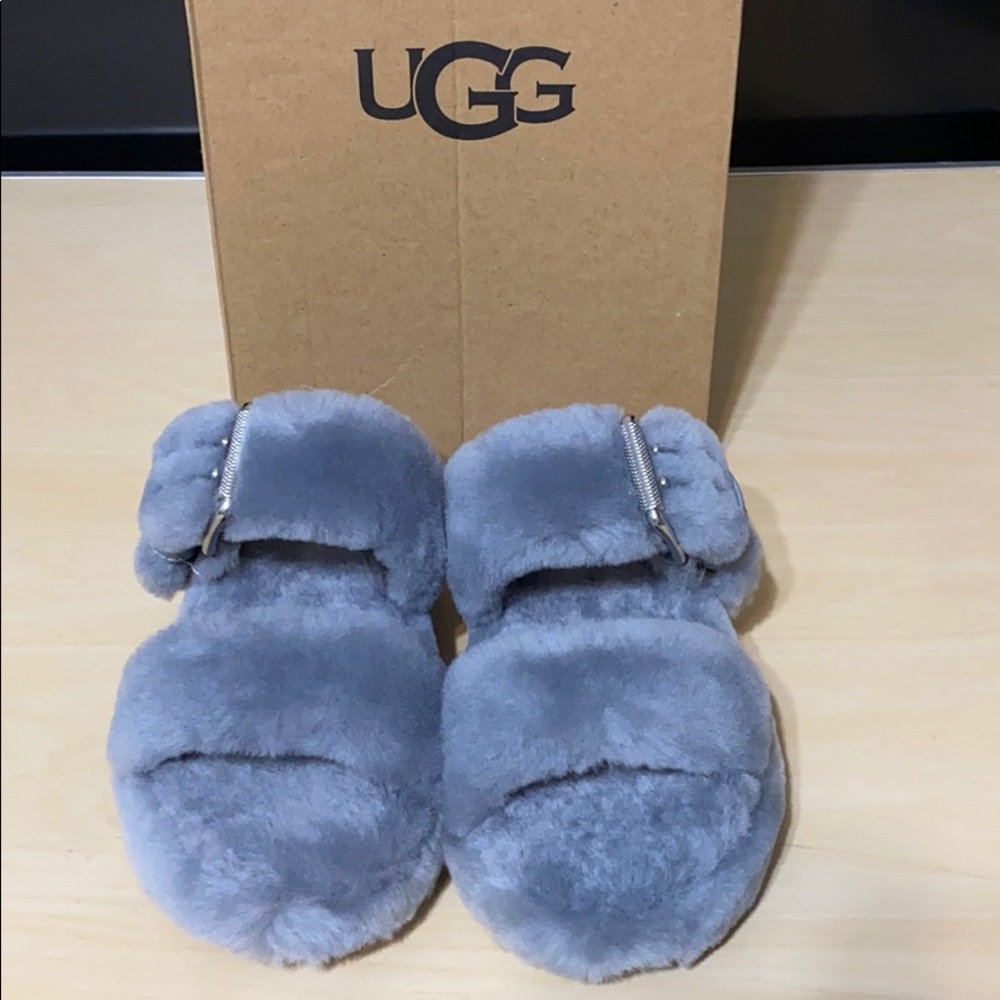 Last Pair!!!! Women’s Ugg Fuzz Yeah Size 6 NWT - Picture 7 of 8